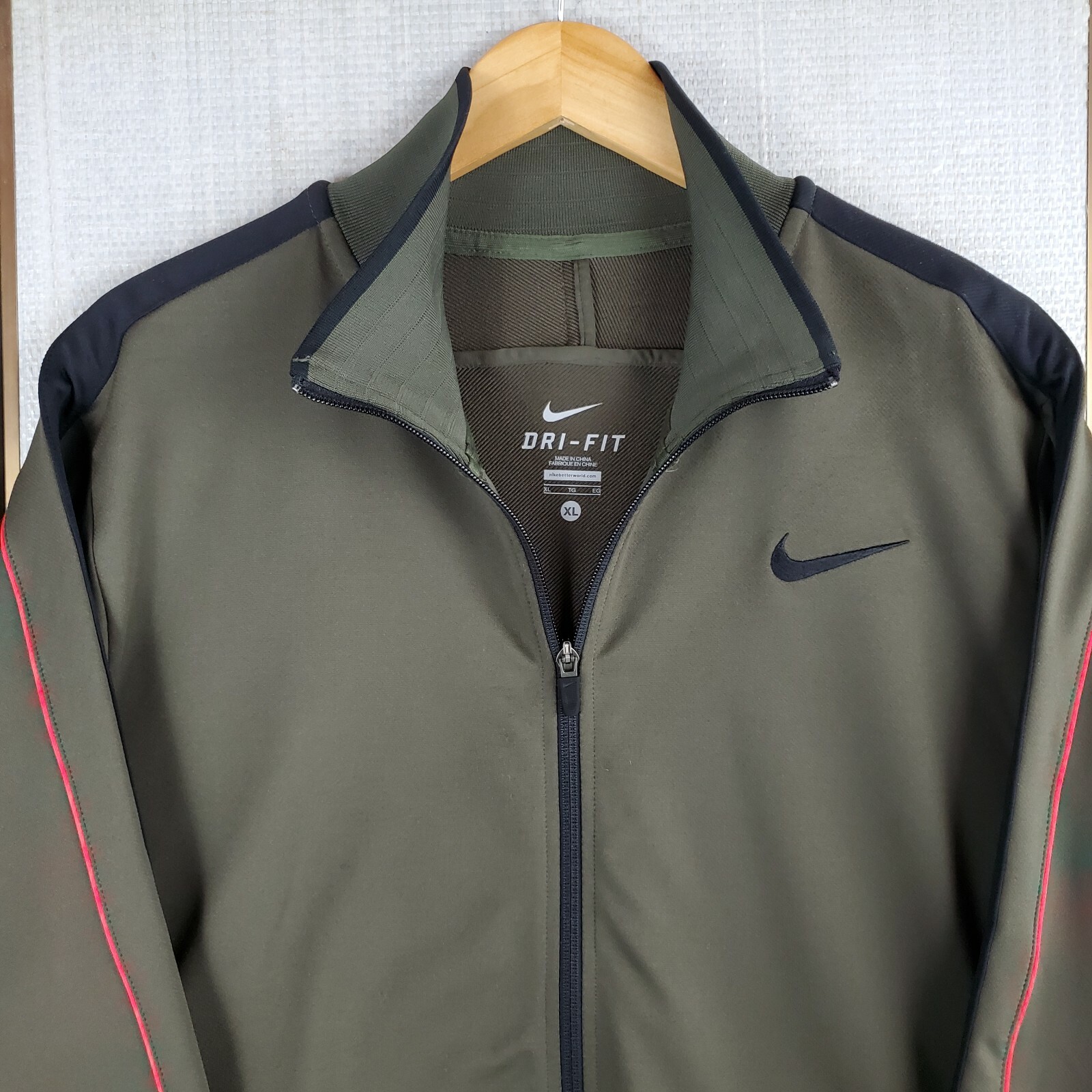 SACAI X NIKE NIKE Taglia XL Giacca Uomo Full Zip Dri Fit Esercito OD Verde Rosa Track Elasticizzata