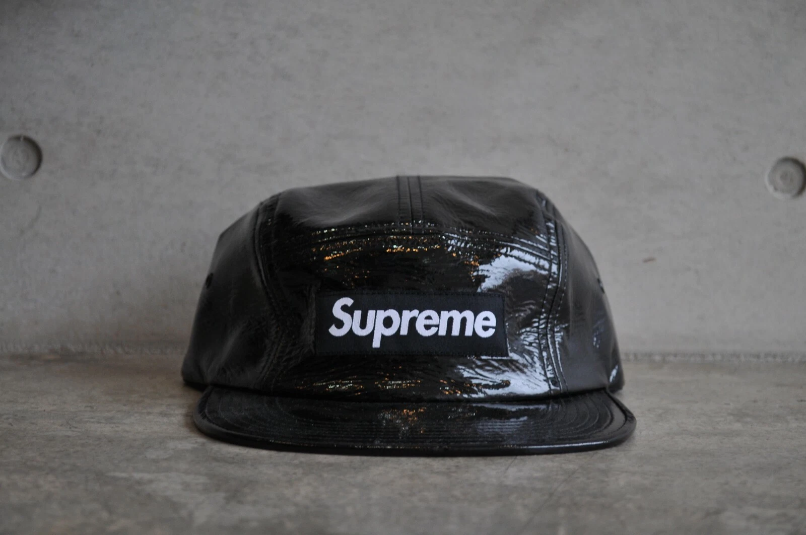 Casquette de camp logo boîte en caoutchouc brevetée suprême   Noir