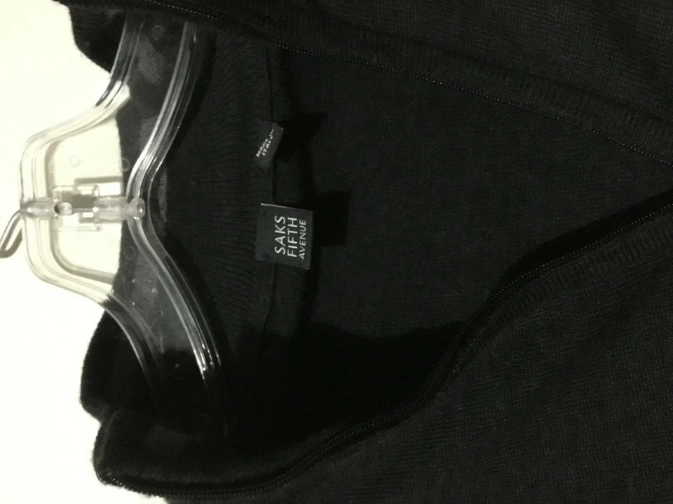 Saks Fifth Avenue  Size XL Italian Merino Wool Blend Gray 1/4 Zip Men Sweater - Image 2 of 4