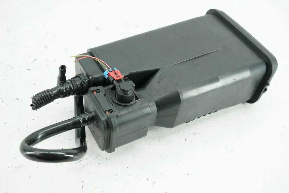 Mercedes W164 X164 W251 Charcoal Fuel Evap Vapor Canister Filter 1644700859 - Image 3 of 4