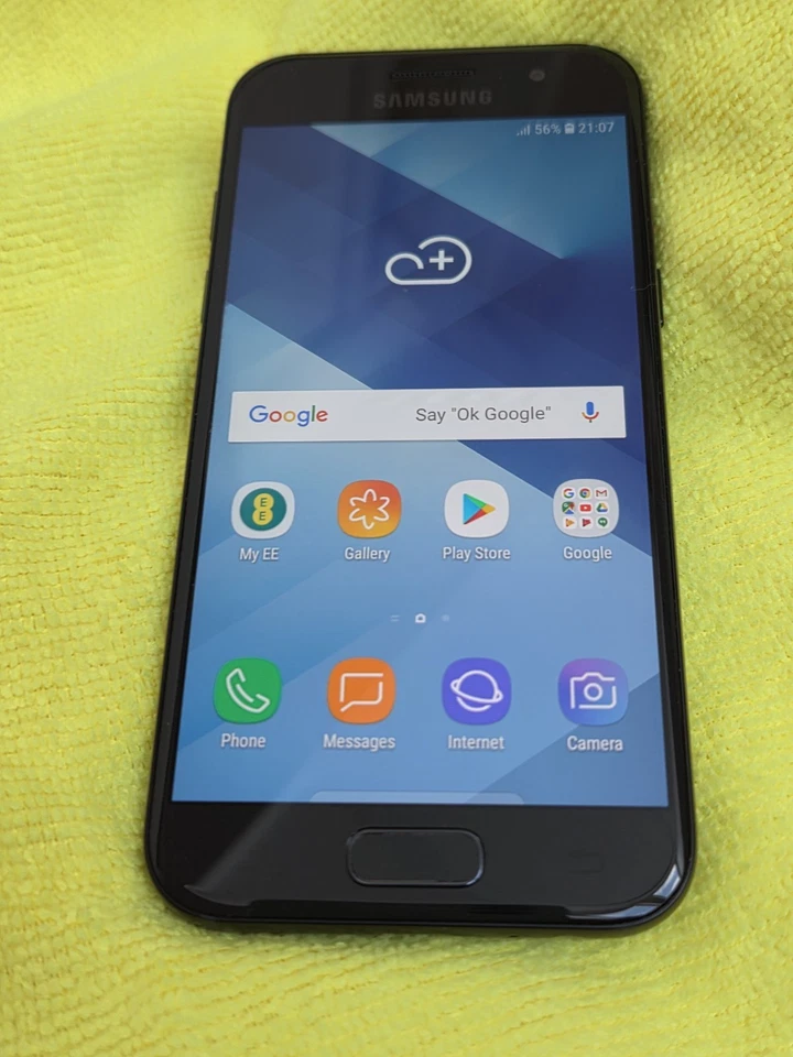 Samsung Galaxy A3 (2017) SM-A320FL Smartphone Mobile UNLOCKED 16GB Android Black, photo 4 of 5