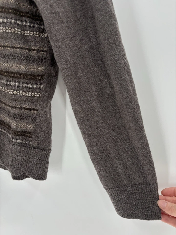 Suéter Banana Republic Mujer Mediano Marrón Rayas Cuello en V Lana Merino Fair Isle Foto 4 de 4