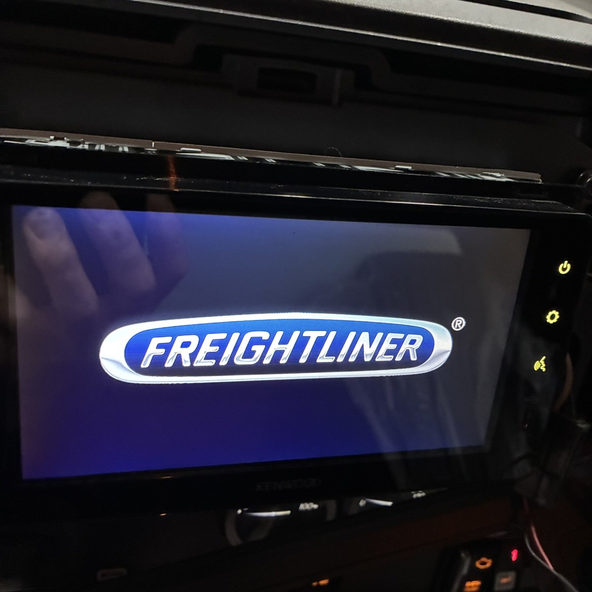 Kenwood Multiuse Touchscreen Display radio, Freightliner 66-34508