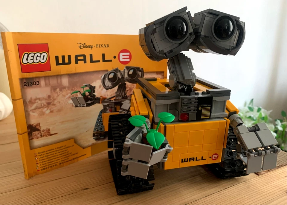 LEGO Ideas 21303 WALL•E [Original Version], photo 1 of 5