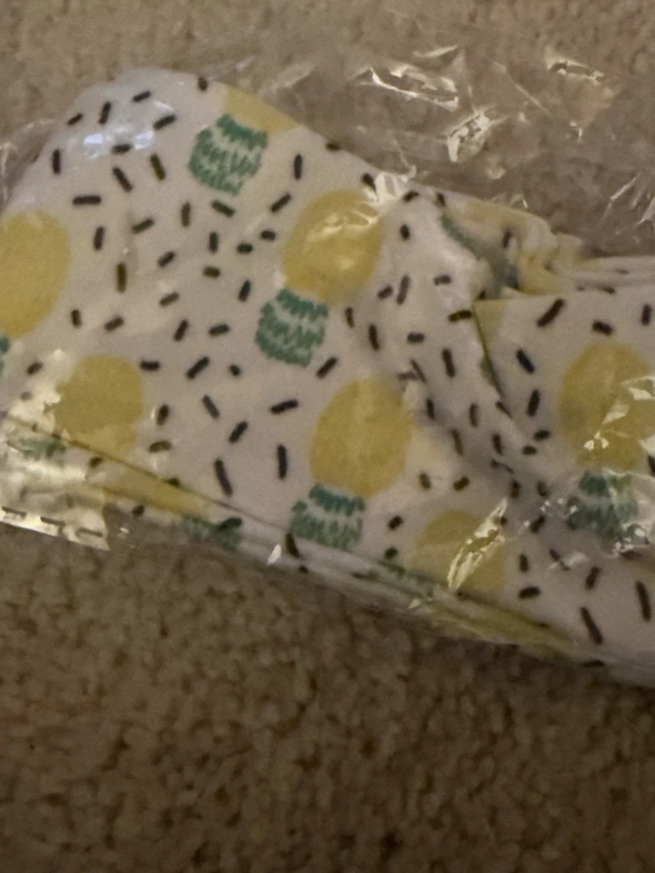 LOTE de 100 Tiaras de Bebê Arcos Várias Cores e Estilos 0-8 Anos Novo em Folha Envoltório - Imagem 2 de 4