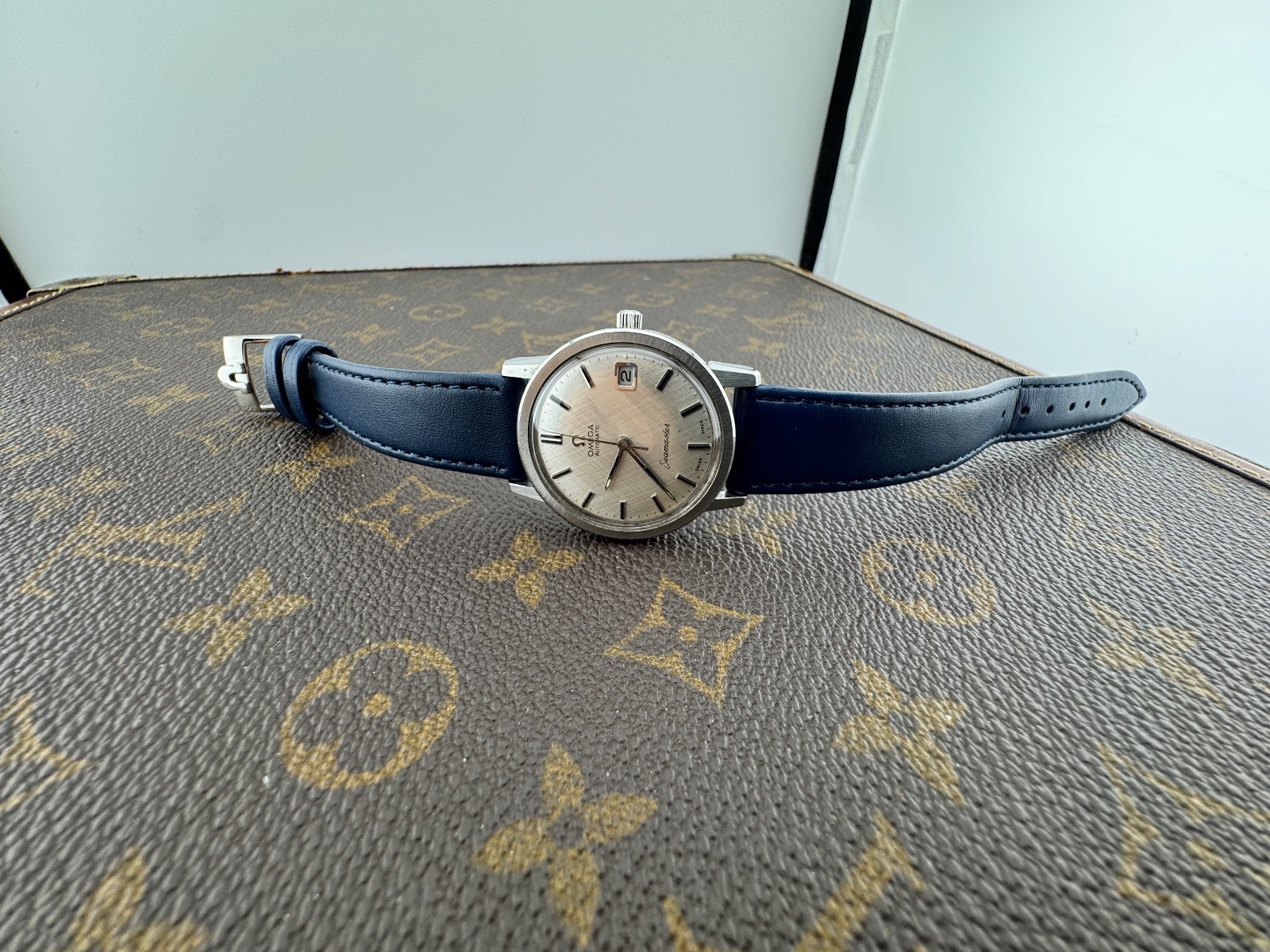 Omega Seamaster Vintage Caliber 565 Automatic Steel Case Swiss