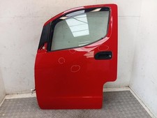 Porte avant et accessoires Nissan NV200