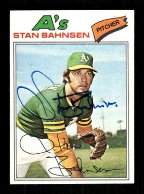1977 Topps #383 Stan Bahnsen signed autograph EXMT, centered , blue sharpie EAA1