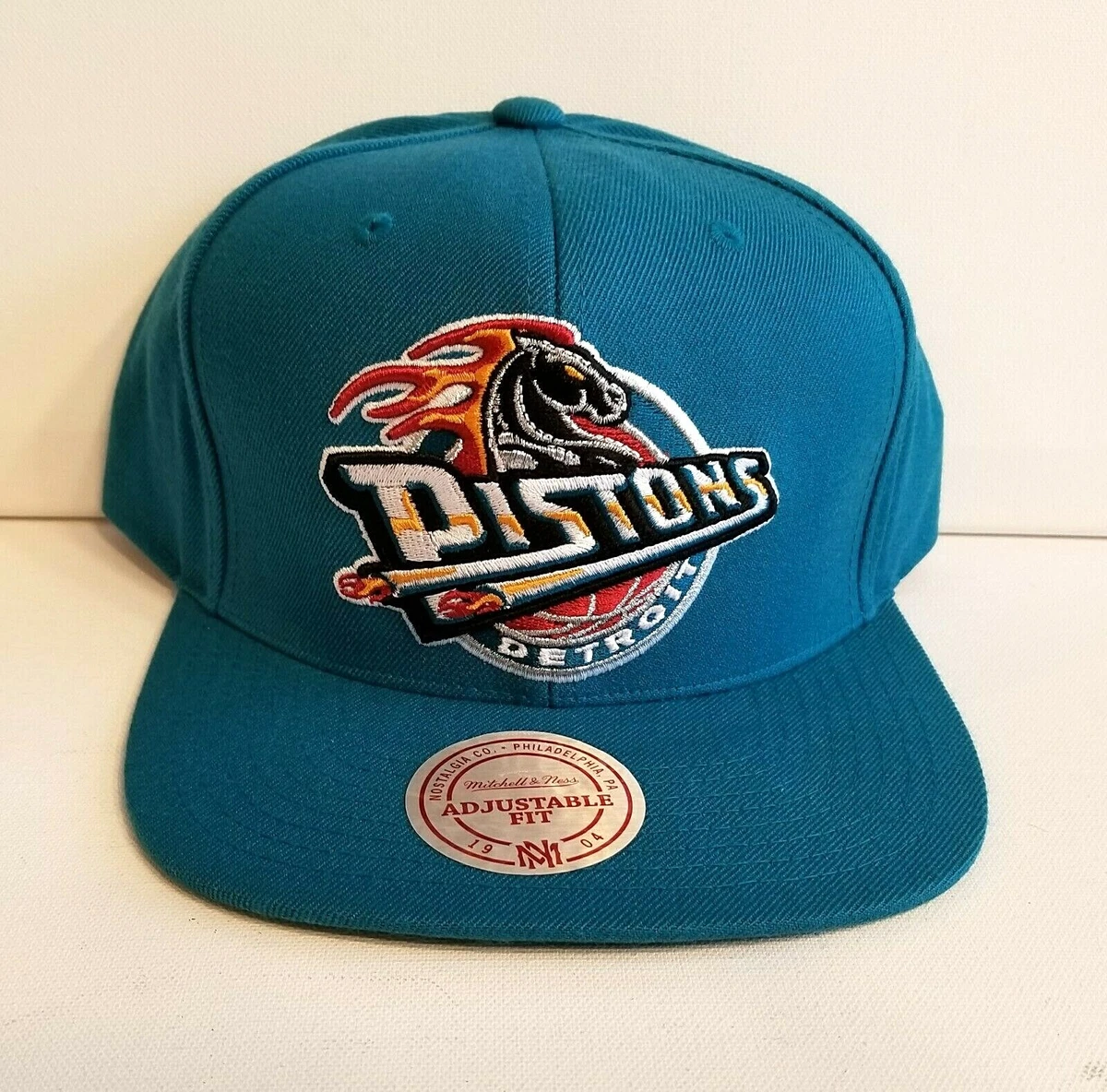 Detroit Pistons Mitchell & Ness Hardwood Classics Snapback Hat