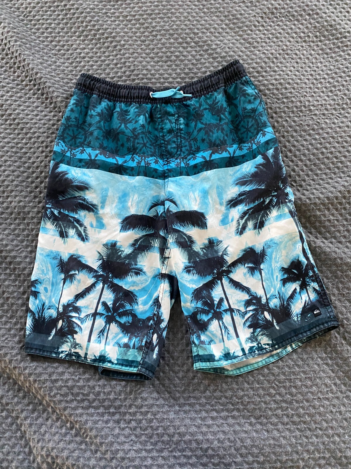 Quiksilver Mens Swim Trunks Blue Board Shorts Size 30… Gem