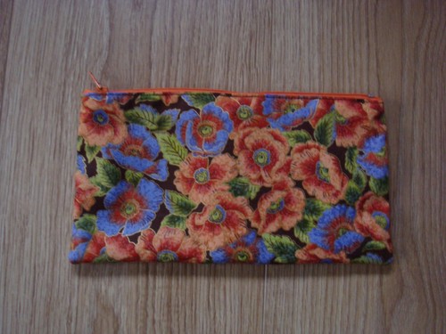 Handgefertigte Federmähne, lila & orange Blumen, 22 cm x 11,5 cm