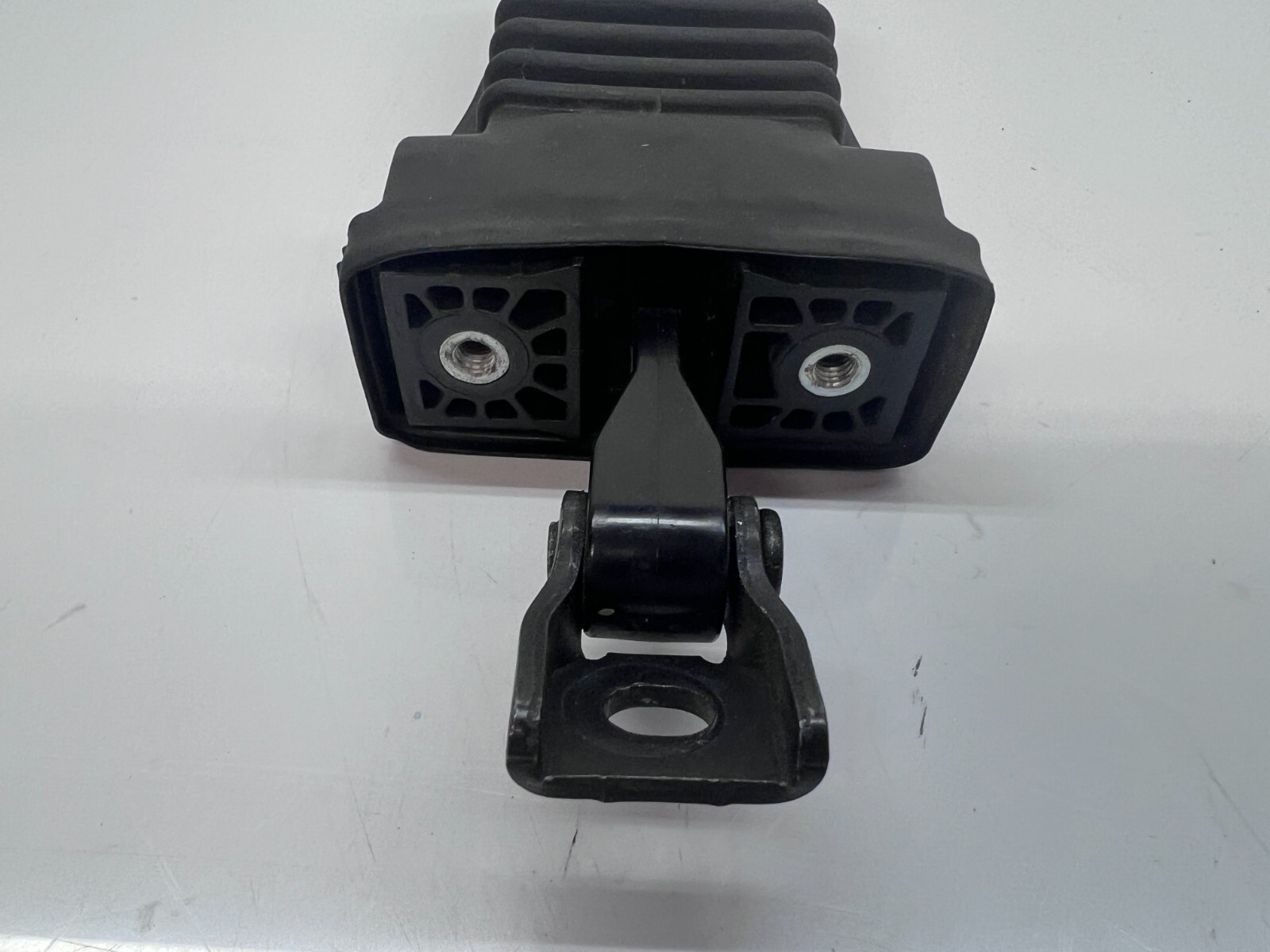 LAMBORGHINI HURACAN EVO LP610 PASSENGER RIGHT DOOR CHECKER STOPPER OEM 8S0837249