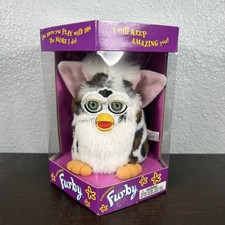 SNOW LEOPARD FURBY 1998 Production New In Never Opened Box GREEN EYES