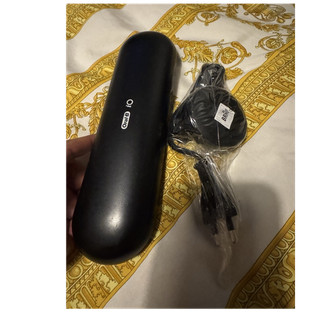 Oral B iO Electric Toothbrush Black with Travel Case and Charger
