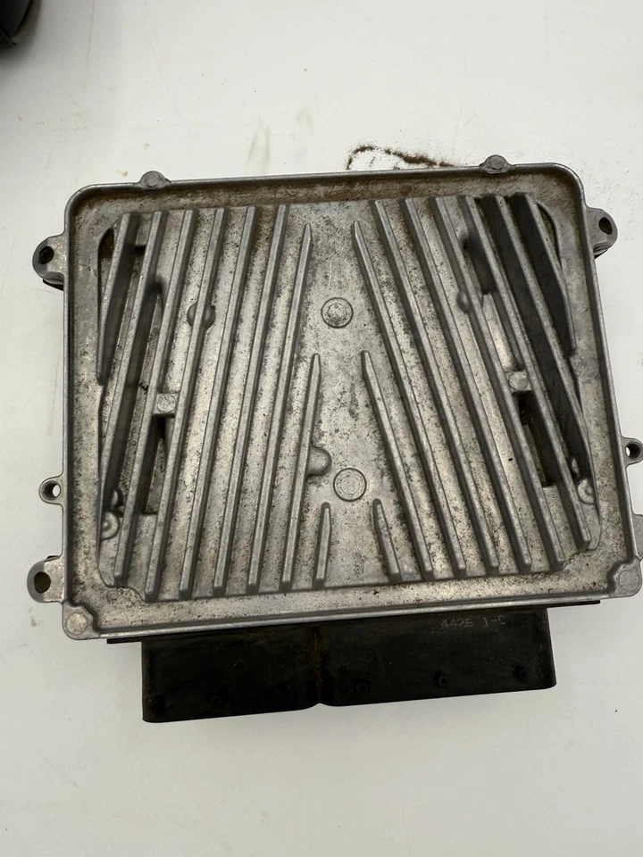 Módulo de control del motor Mercedes-Benz W211 E350 2006-2011 ECU PCM ECM A2721533291 Foto 3 de 4