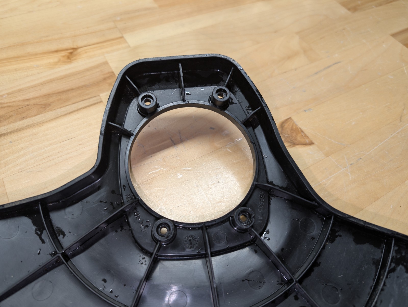 Ryobi String Trimmer 18V Brushless P20102VNM - Brush Guard