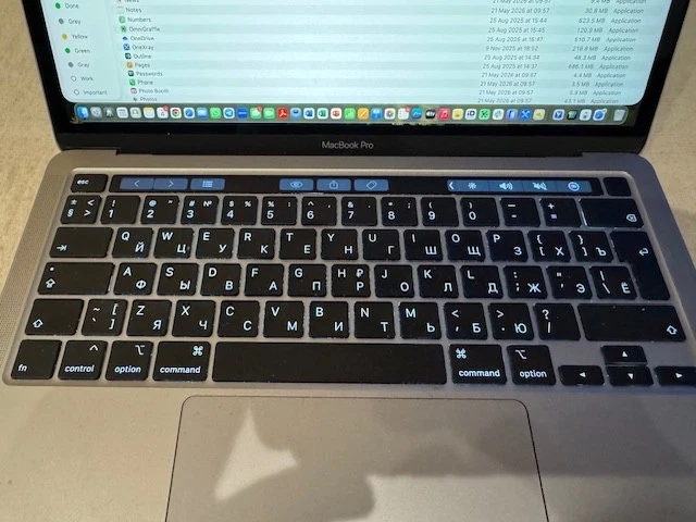 Apple MacBook Pro 13" 2020 · i5 · 32GB · 1TB, photo 2 of 3