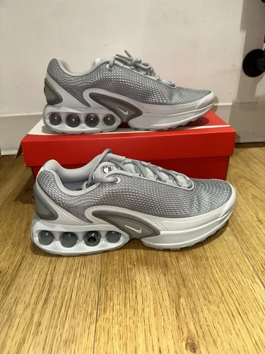 Nike Air Max DN NUOVE scarpe uomo grigio bianco UK 9 5 DV3337 007