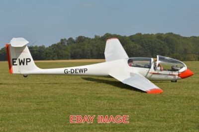 FOTO FLUGZEUG GROB G103A TWIN ASTIR II 'G-DEWP / EWP' C/N 33892-K-130. GEBAUT
