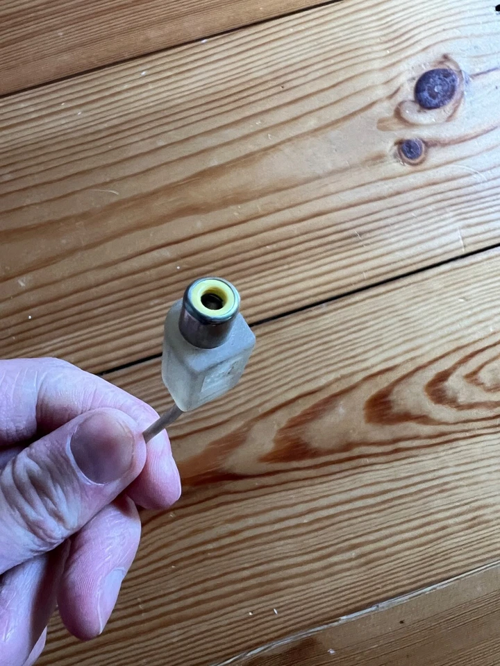 Apple Clear Video Adapter Male S-Video to Composite Female RCA 603-2679 - RARE - Image 3 of 4