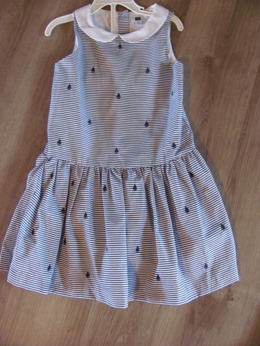 JANIE & JACK Mädchen Kleid 18-24 Monate BESTICKTES SEGELBOOT Palermo Uferlinie gebraucht, in einwandfreiem Zustand - Bild 1 von 3