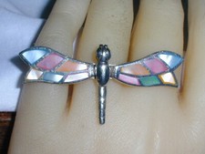 WOW SUPER LARGE COLORFUL MOTHER OF PEARL FLAPPING BUTTERFLY WING RING-SZ 6.5 