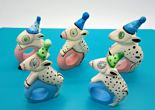 Party Dogs Painted Wood Napkin Rings Hats Folk Art Spotted Pups Set of 5 - Bild 1 von 6