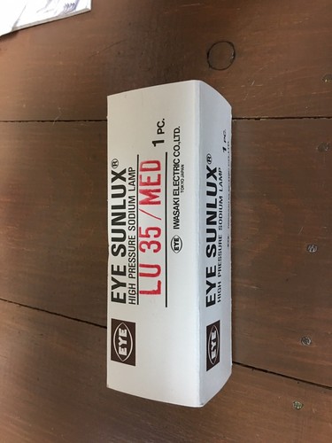 Eye Lighting High Pressure Sodium LU35/MED Medium Base 35 Watts ED17 Shape - Picture 2 of 2
