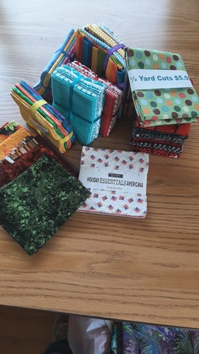 Curated Collections of Fat Quarter Bundles, 1 Half-yard Piece and Fat quarters - Picture 2 of 6