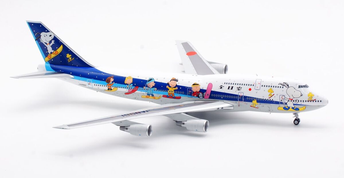 SQ Wings 1:200 ANA All Nippon Air Boeing B747-400 Diecast SQ Wings 1:200 ANA All Nippon Air Boeing B747-400 Diecast