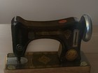EuroGraphics Sewing Machine Tin Jigsaw Puzzle — photo 4