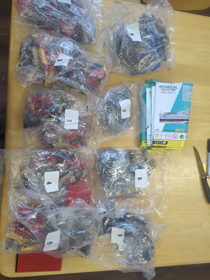 COBI WW2 Warships HMS Hood Battlecruiser Navy Ship Model Building Block Set 4830 - Image 2 of 4