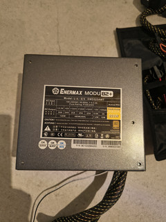 Netzteil Enermax MODU82 Model: EMD525AWT (525 Watt) 80 Plus Bronze