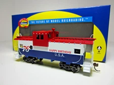 Athearn ATH29376 Grand Trunk Western Wide Vision Caboose