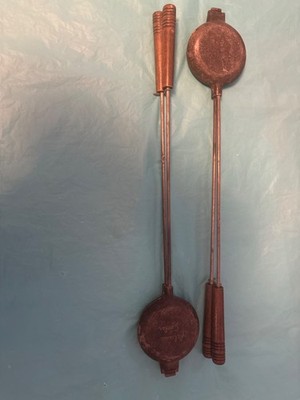 Vintage Rome IN Aluma Cookers 4 1/2'' Pie Irons 24  long with Wooden Handles