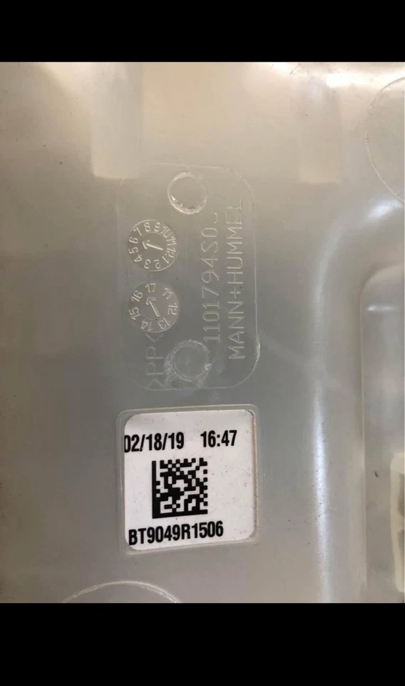 13-15 Chevrolet Silverado GMC Sierra 2500 3500 6.6L Radiator Coolant Surge  Tank - Image 4 of 4