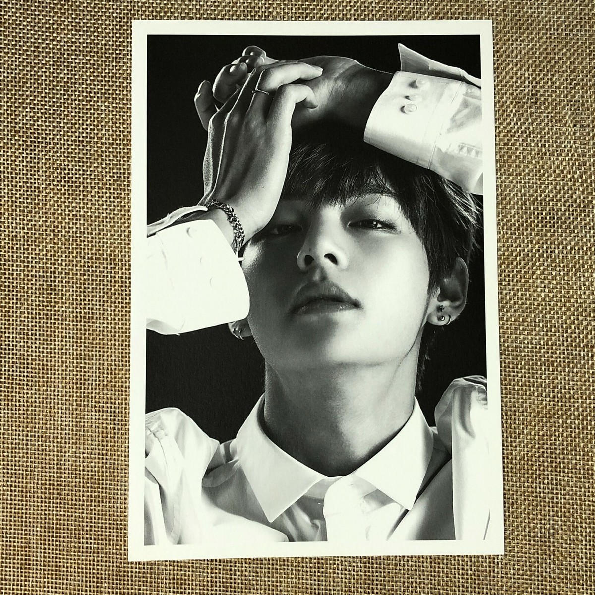 BTS V TAEHYUNG [The Wings Tour] Official Face Photo