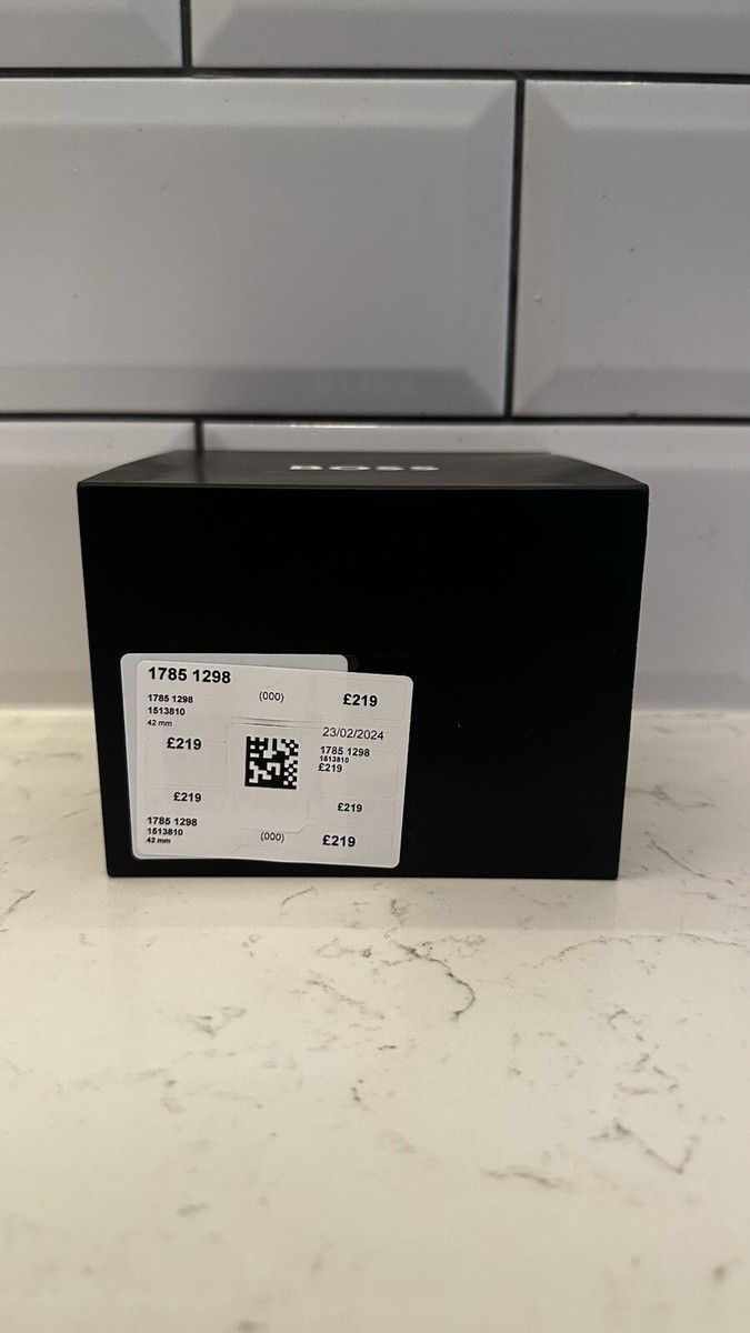 BOSS Confidence Mens Watch 42mm UK