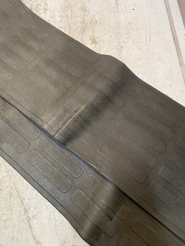 2 Qty of Kraco 49" x 11" Black Mats 15717445 | 15969864 | AA44-Kraco (2 Qty) - Afbeelding 2 van 6
