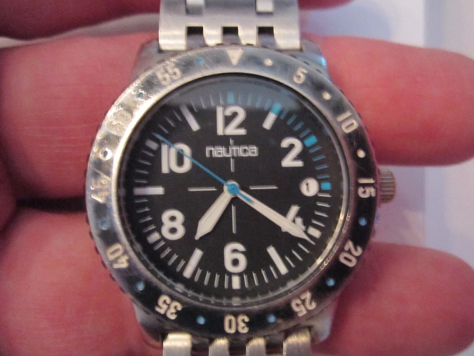 RELOJ NAUTICA SEÑORA - BISEL FRONTAL NEGRO GIRA ACERO INOXIDABLE CUARZO - BBA-38 Foto 2 de 4