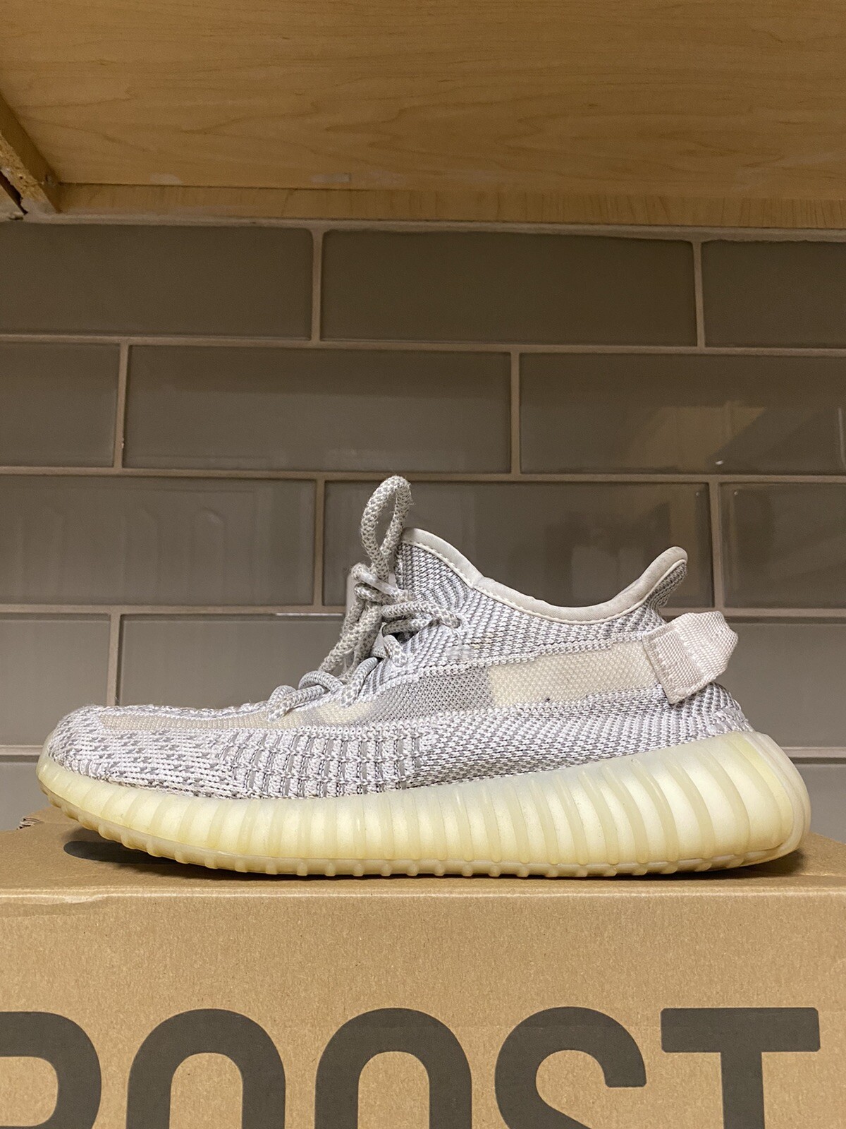 yeezy static yellowing