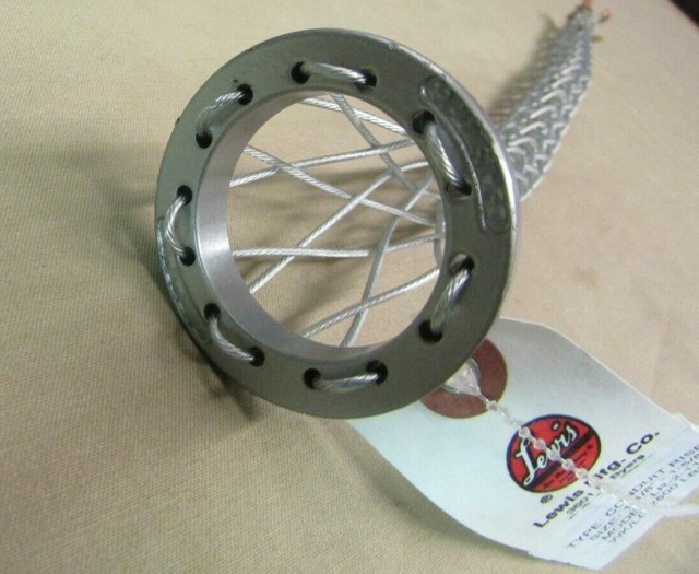 Lewis Pulling Grip Suspension CONDUIT RISER GRIP LR2112 2500 lbs work