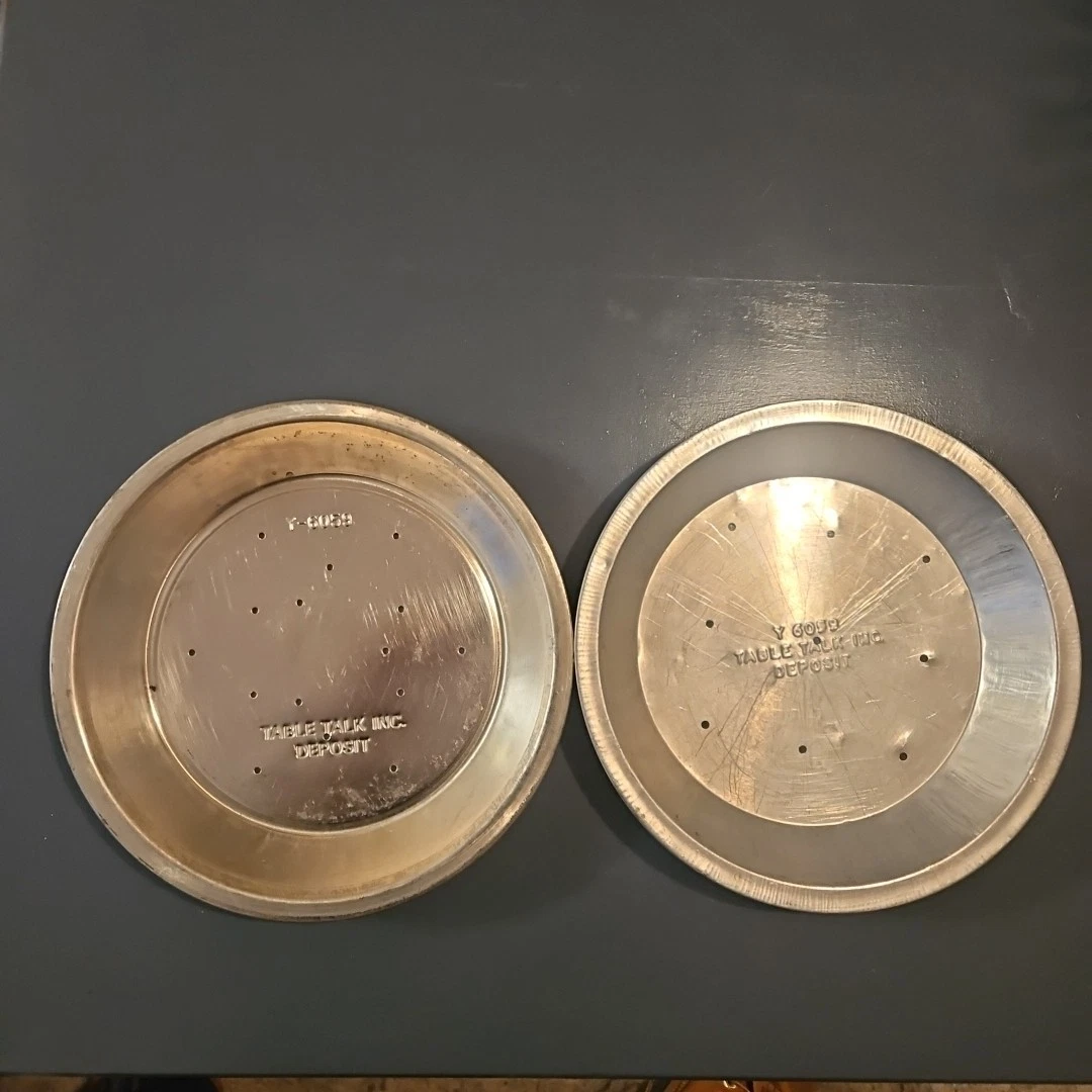 Vintage Lot of 4 Pie Dish Or Tart Pan Aluminum/ Aluminized Steel Table Talk USA