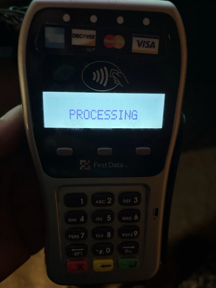 First Data FD-35 Pin Pad Credit Card Reader Tap & Pay - Image 3 of 3