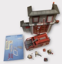 Playmobil 5027 Feuerwehr Hauptquartier mit Löschfahrzeug Feuerwehrauto Station