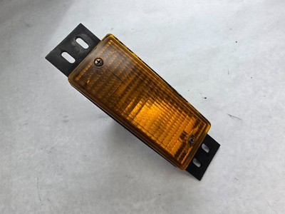 BMW E28 528e 533I 535I E30 M3 325I Front Turn Indicator Light E30HL49927