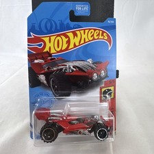 Hot Wheels Blade Raider Red HW Daredevils Stunt Buggy Diecast 76/250