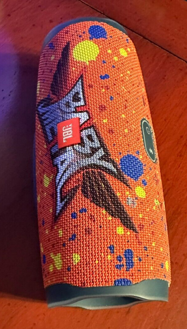 Babymetal - Custom color JBL Charge 4 Waterproof Portable