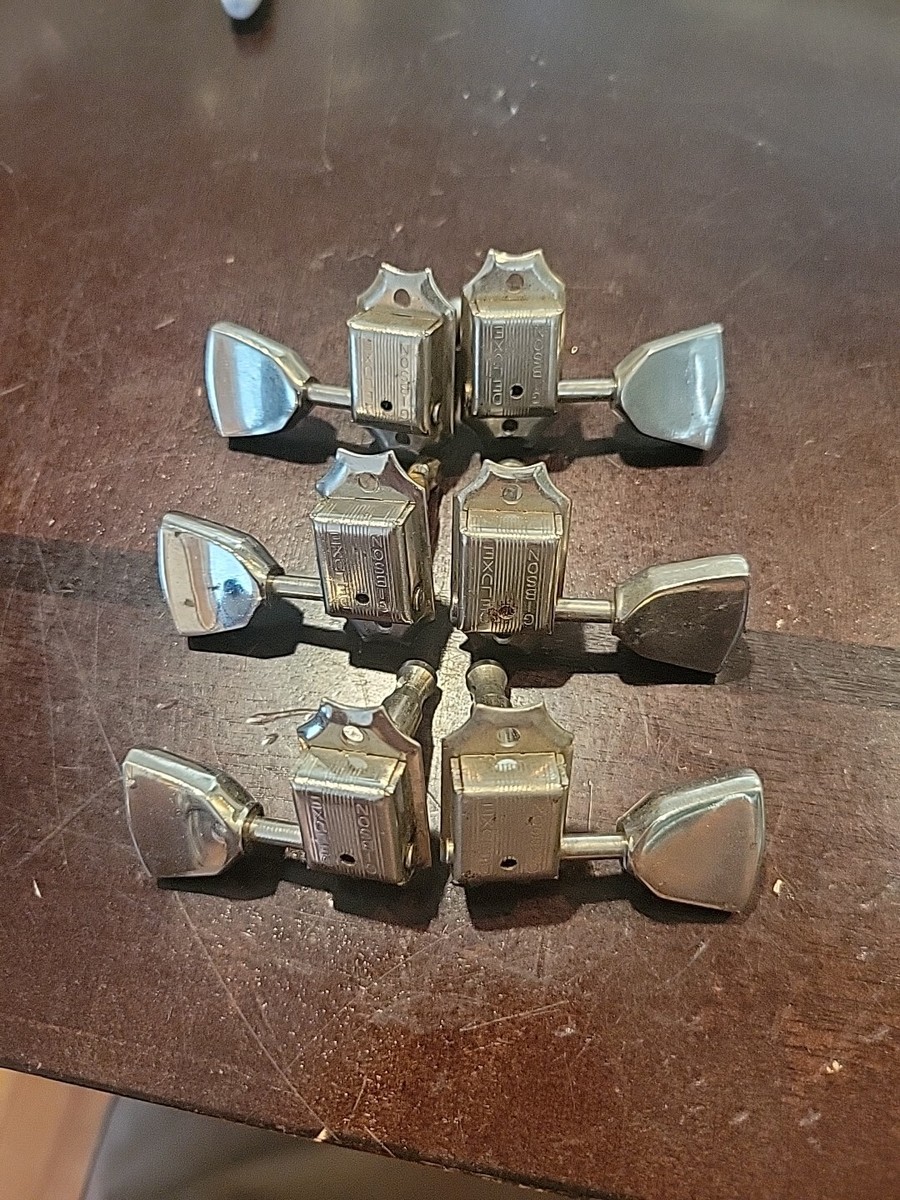 Kluson Dual Line Tulip Metal Buttons Gibson Deluxe Tuners D169400 Kluson Dual Line Tulip Metal Buttons Gibson Deluxe Tuners D169400