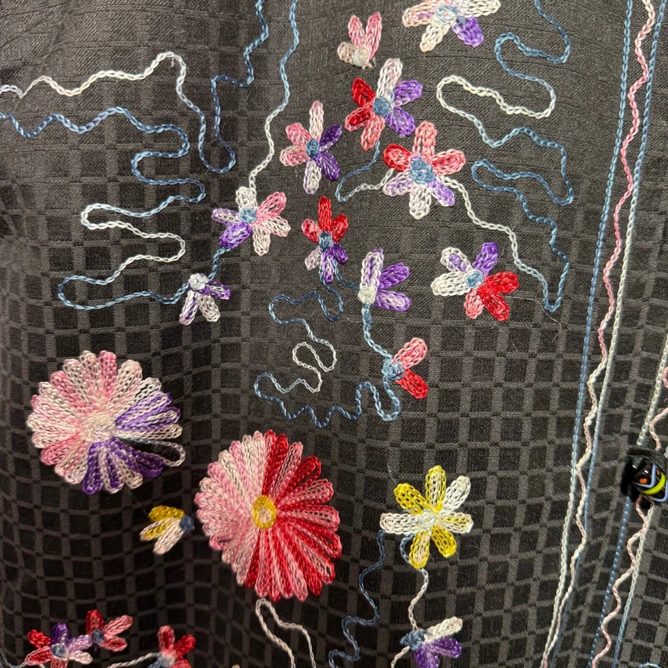 Chaqueta Draper’s & Damon’s Mujer’s 1X Negra Bordada Floral Forrada con Botones Foto 3 de 4